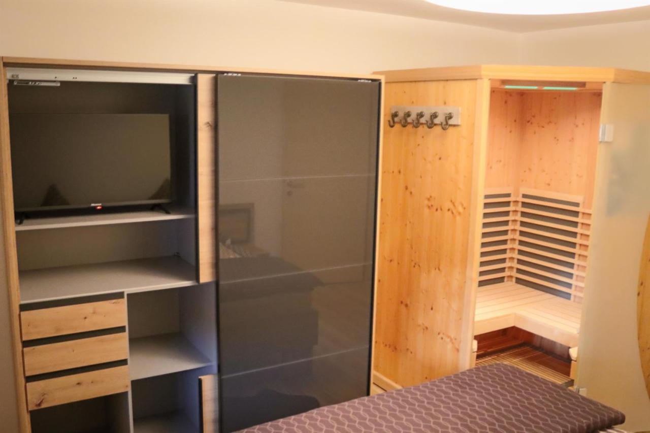 Ferienwohnung Am Waldweg Kolsass Bagian luar foto