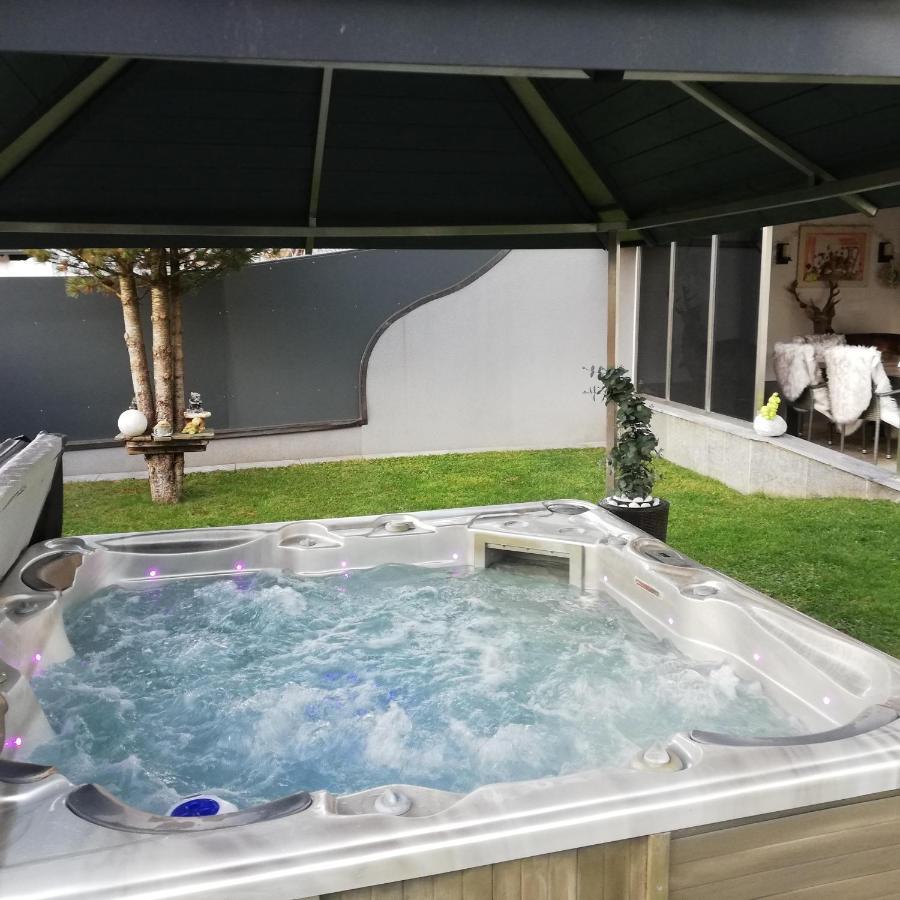 Ferienwohnung Am Waldweg Kolsass Bagian luar foto