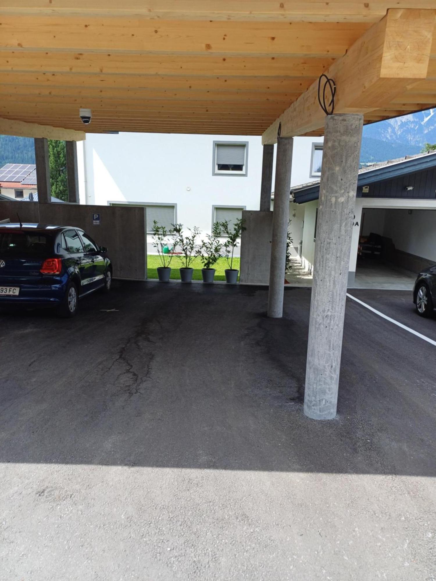 Ferienwohnung Am Waldweg Kolsass Bagian luar foto