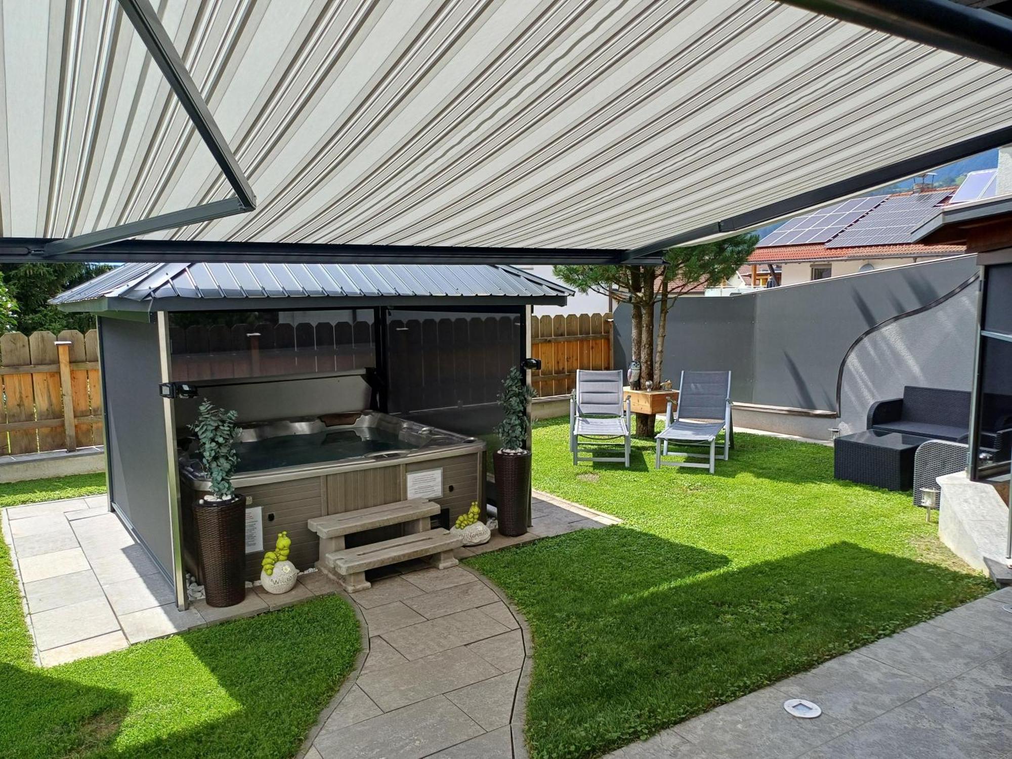 Ferienwohnung Am Waldweg Kolsass Bagian luar foto